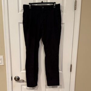 14th & Union Men's Black Chinos